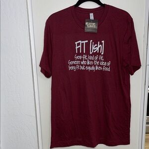 NWT Top Crate Fit[ish] Graphic Maroon T-Shirt